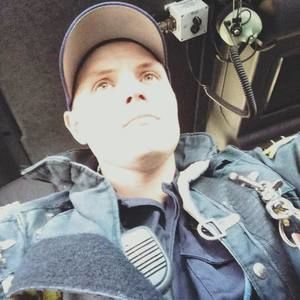 Meet your Posher, Justin